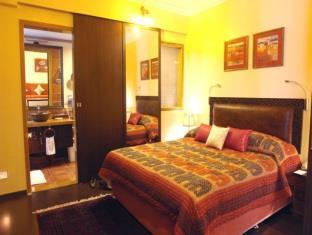 Shalimar Hotel New Delhi Exterior photo